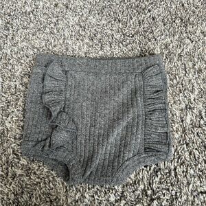 Kate Quinn grey bloomer shorts size 3-6 months